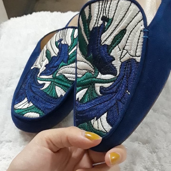 Naturalizer Small Heel Blue Slip On Mules Size 4 - Picture 2 of 13